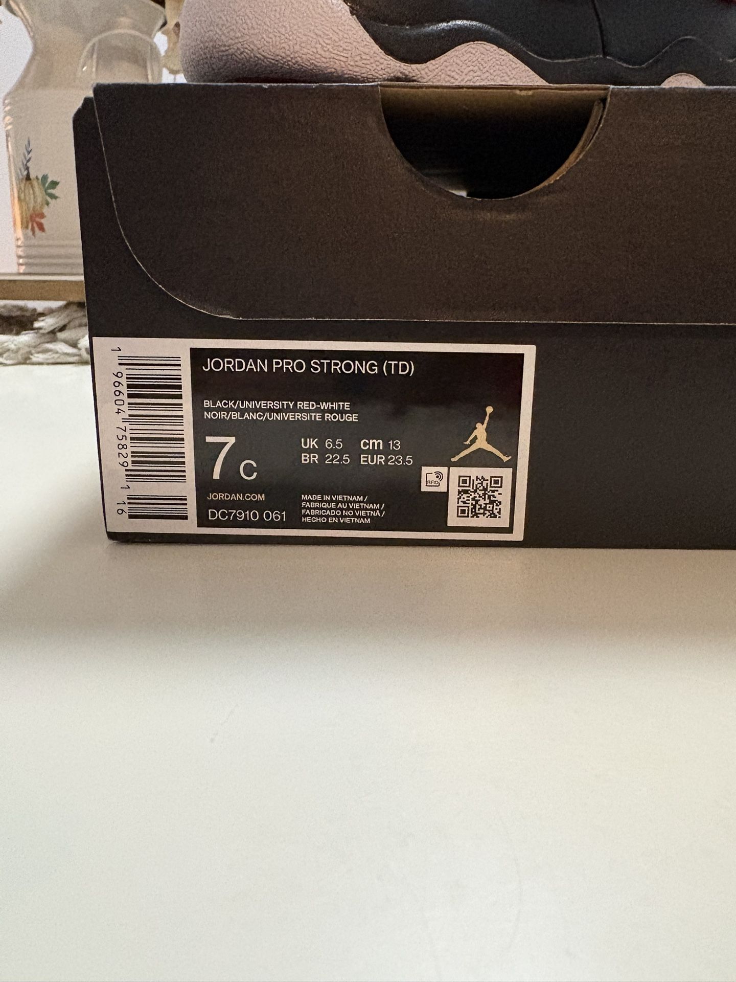 Jordan Pro Strong Kid Shoes 7c