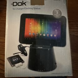 Tri Charger Docking Station