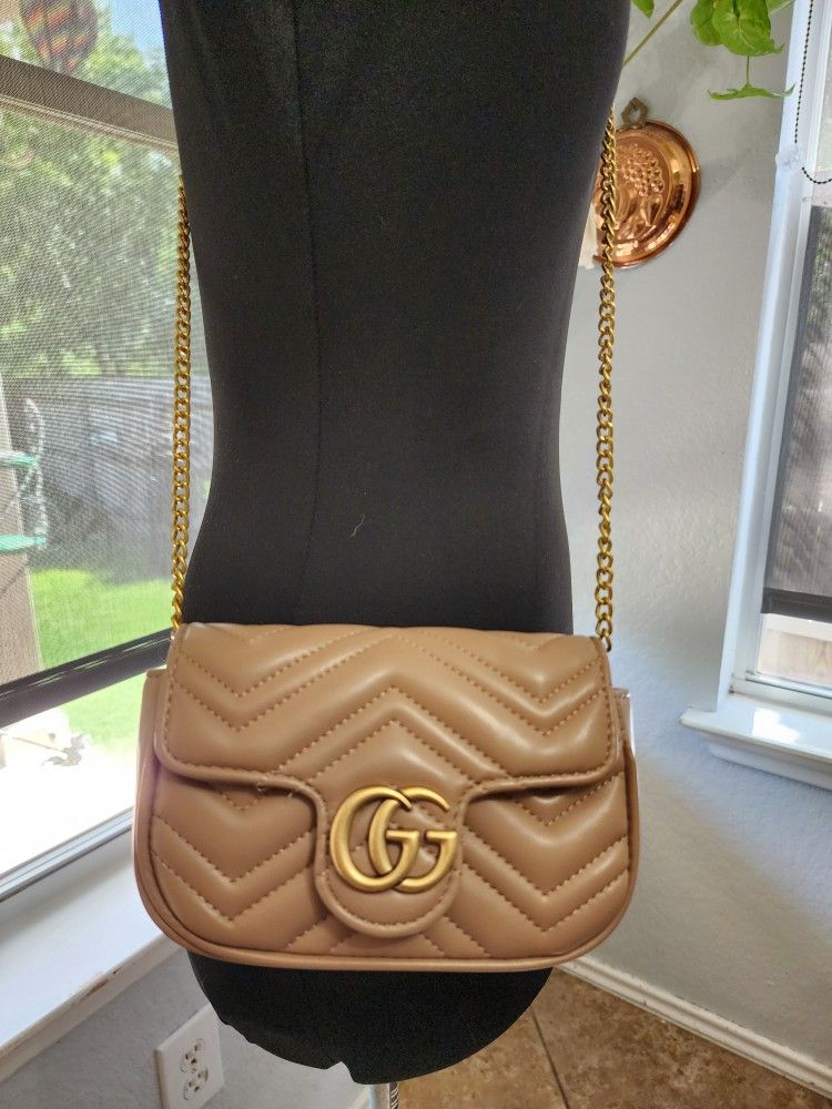 Beige Crossbody With Gold Chain