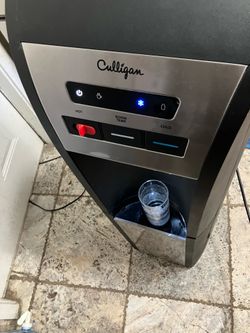 Culligan Hot/Cold Water Dispenser with 5 gallon Jug