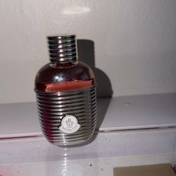 Moncler Pour Femme Perfume 