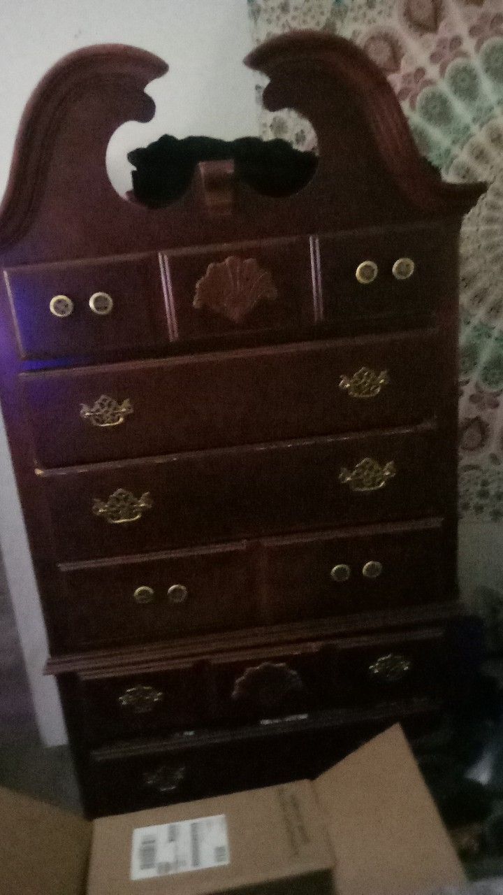 Cherry Wood Dresser