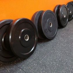 ⚫️ COMPLETE BUMPER PLATES WEIGHT SET PAIRS OF 45s, 35s, 25s,10s. ( BRAND NEW IN THE BOX)