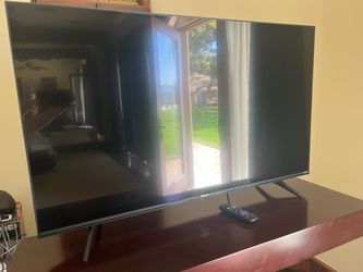 Roku 43" Tv like new $50 w/ Remote