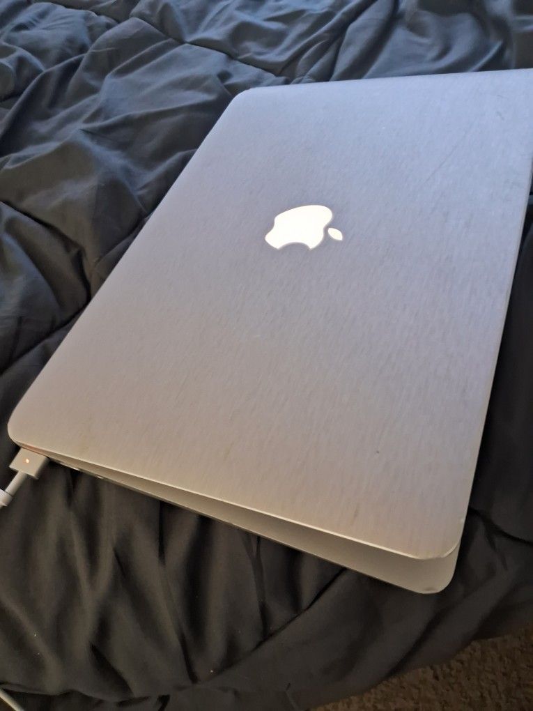 Apple MacBook Air