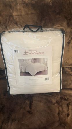 Bella Russo …3 Piece Reversible Coverlet set… Ivory Dreams .