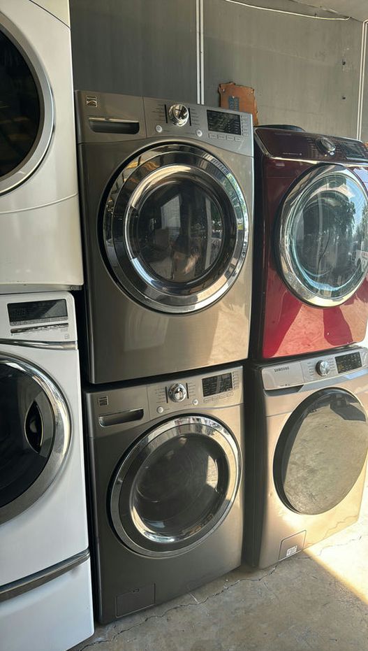 Kenmore Front Load Set (Front Load Washer & Dryer Set) - Energy Efficient Steam Function