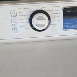 WASHER AND DRYER LIKE NEW!