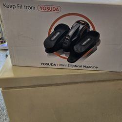 Like new Yosuda mini elliptical machine w/remote