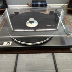 U-Turn Orbit Turntable
