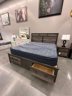 4 PC KING BEDROOM SET