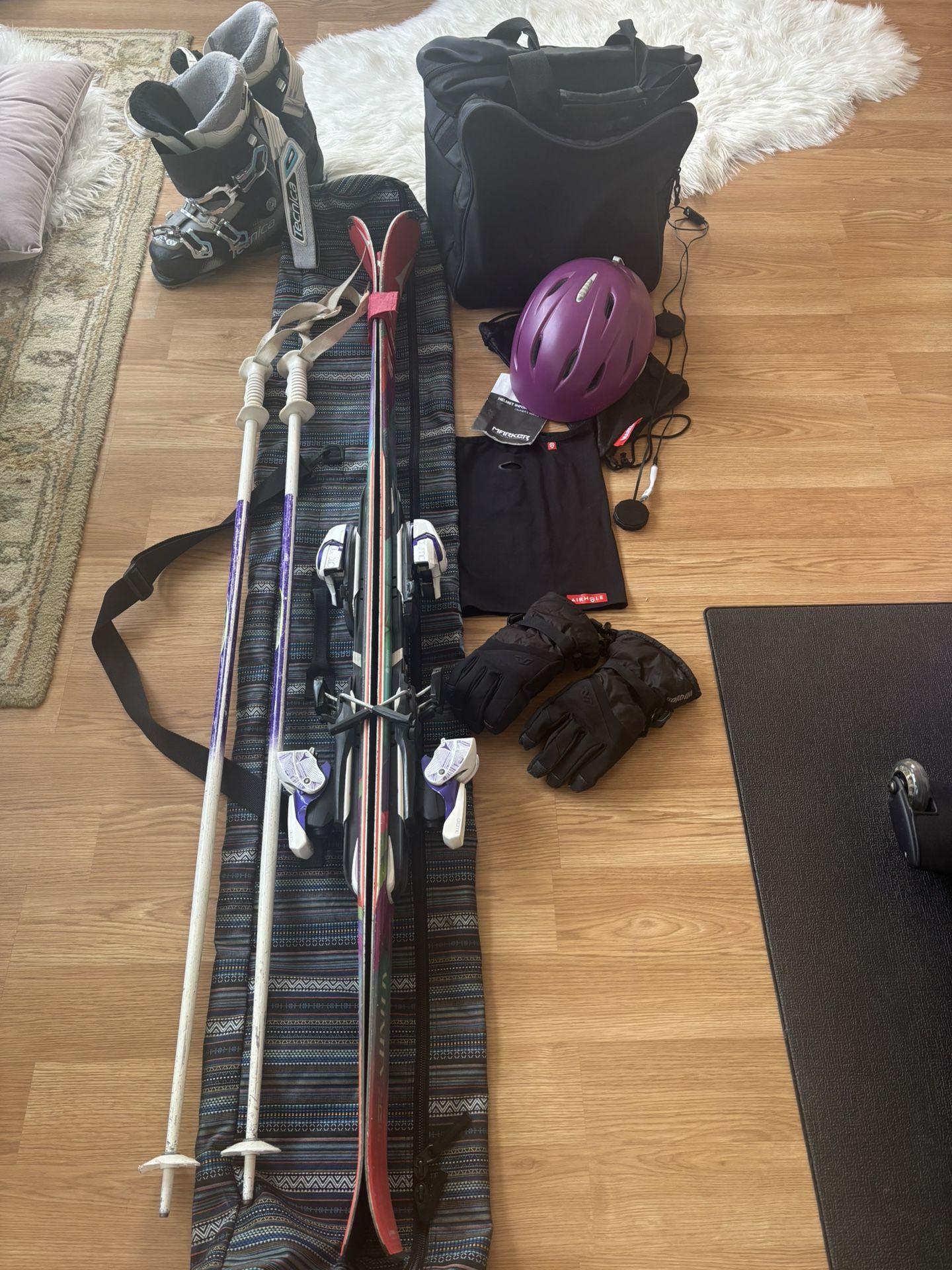 FULL Women’s Ski Set- Skis, Helmet, Boots, Gloves, and Bags