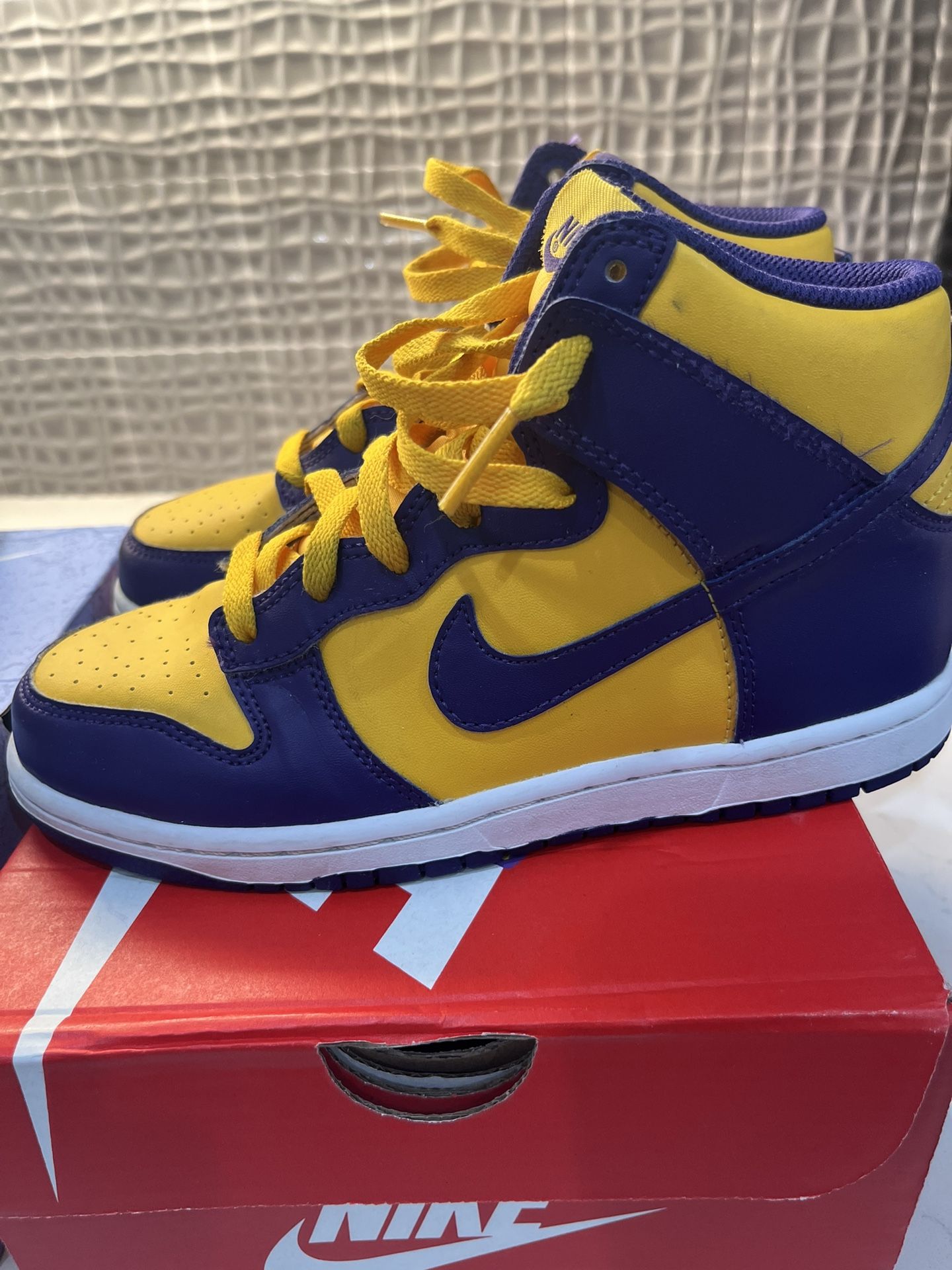 Nike JA1 And Dunks Both For $80 Both Size 3