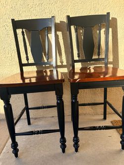 4)  Chairs 🪑24 Inches High