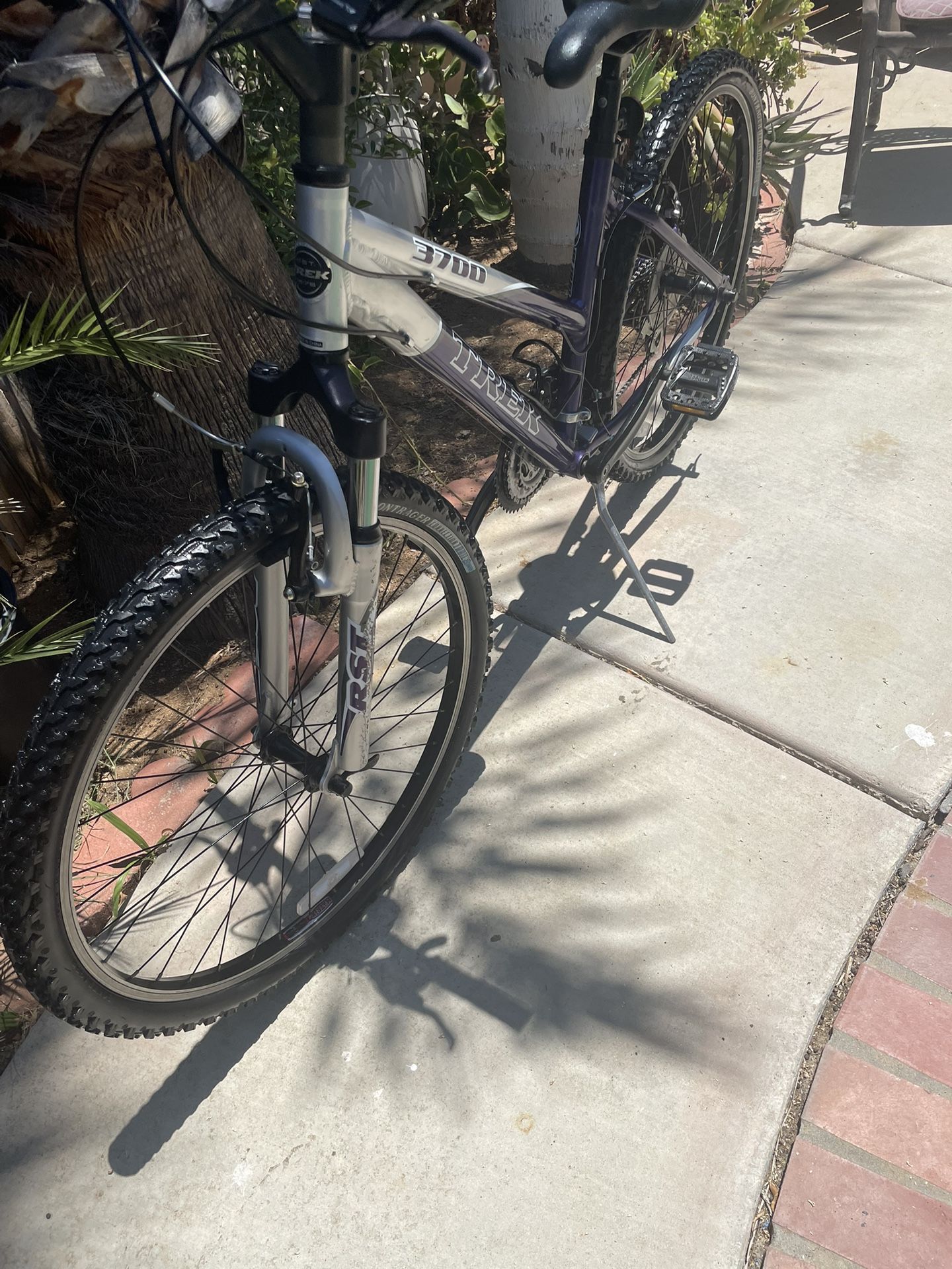 Bycecle Trek Alpha 3700 For Sale 170:00 Dollars Or Best Off