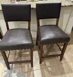 4 Counter height Barstools