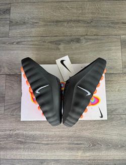 Nike mind slides