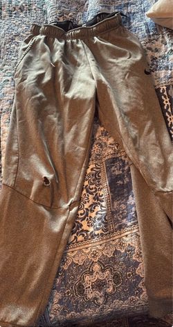 Nike Gray Sweatpants Men’s Medium