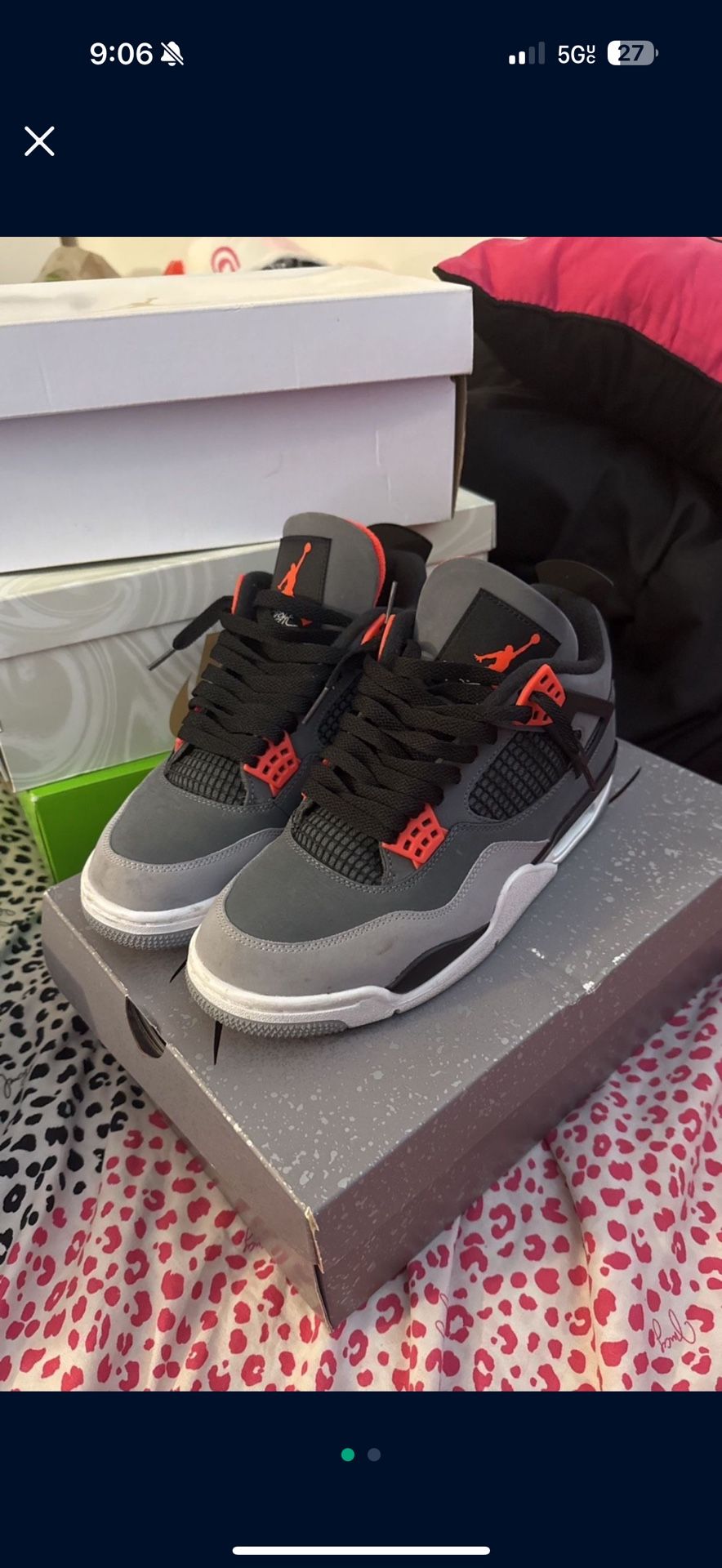 Jordan 4s