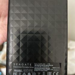 Seagate 1b Expansion Portable Drive 