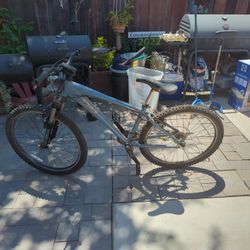 Bicicleta De Montaña Rodado 26 Diamond Back De Aluminio Buenas Condiciones 
