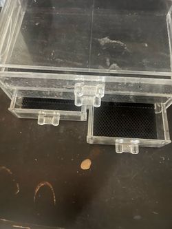 Jewelry box
