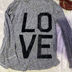 American Eagle Eagle longsleeve shirt