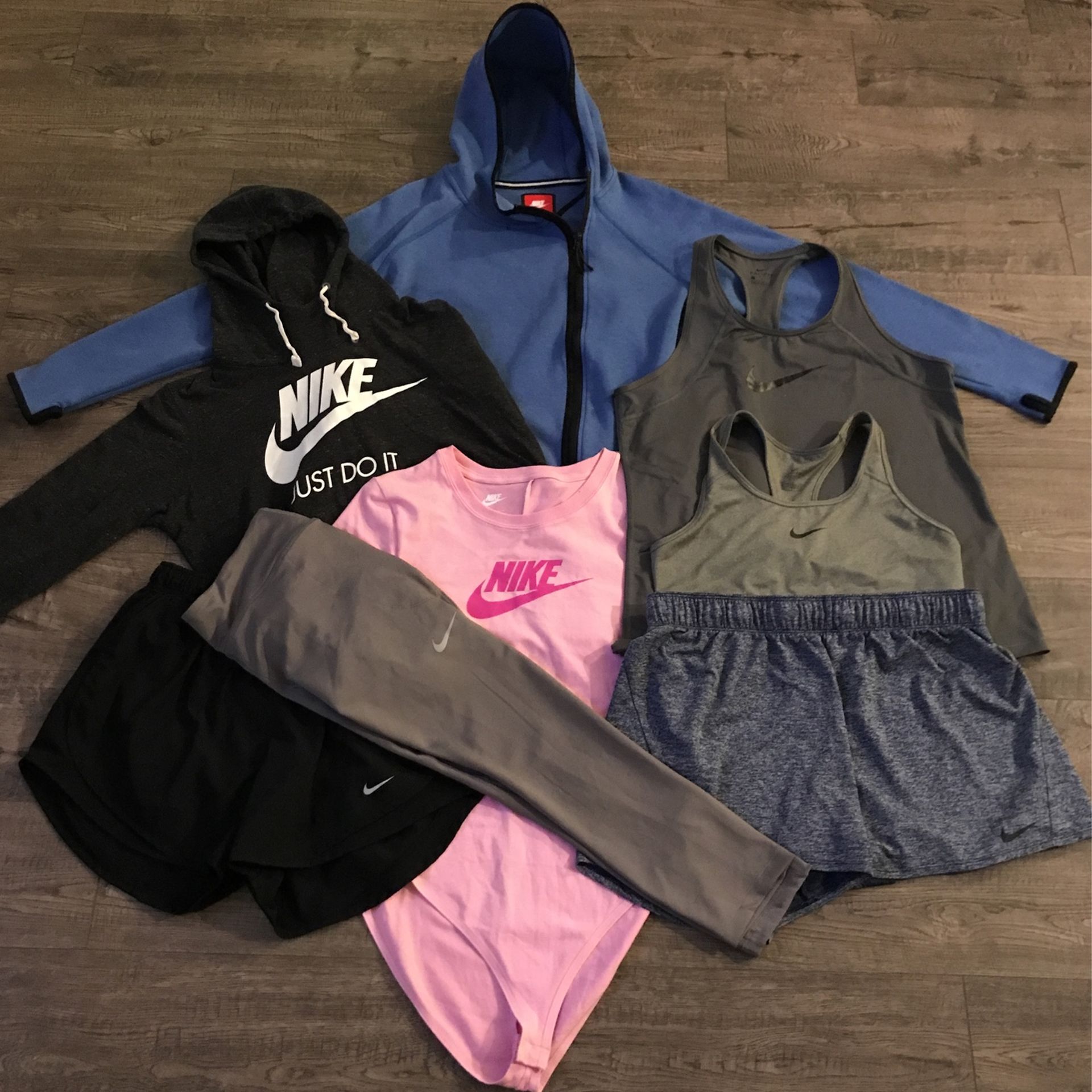 Nike Women’s Athletic Clothes for Sale in Ruston, WA OfferUp