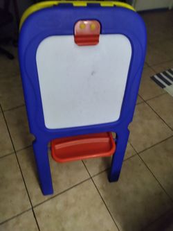 $20 Crayola 3 in 1 magnetic double ease