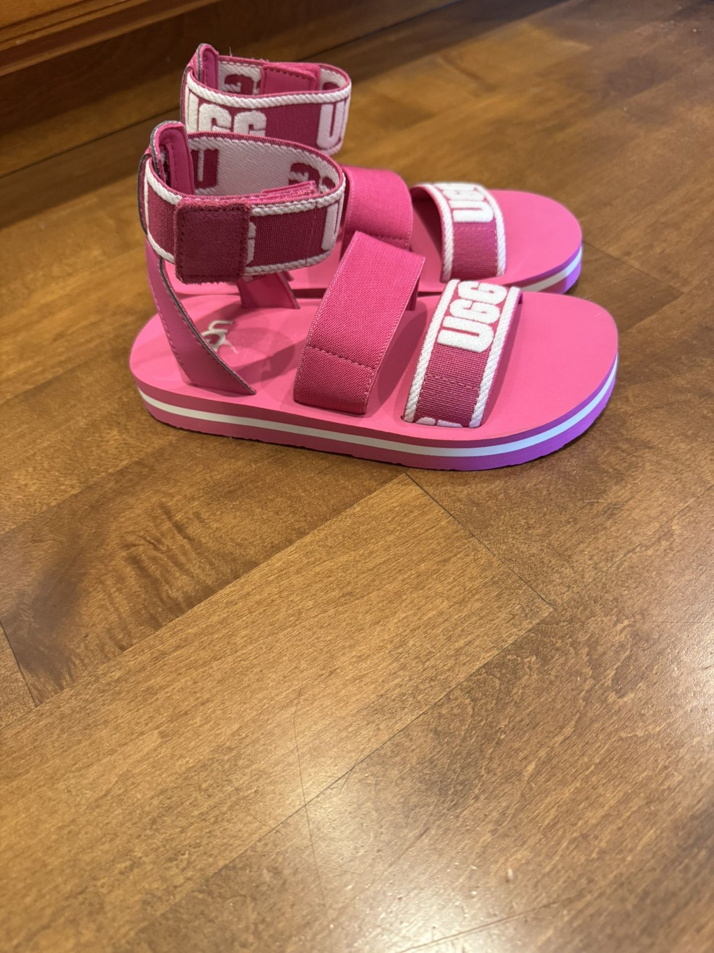 Girls size 13 brand new UGG sandals shipping available