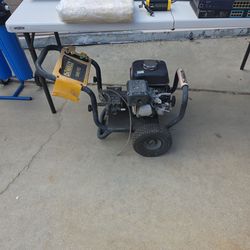 Dealt pressure washer honda gx200