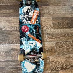 Old School Skateboard Omen minisugar 2.0 longboard with Ronin trucks