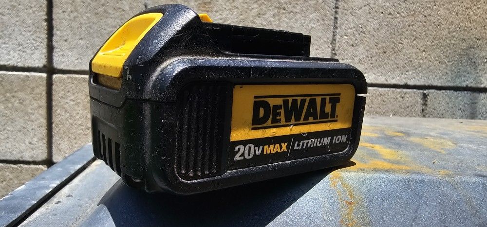 20v Max 3ah Battery Genuine Battery Working Great Fixed Price