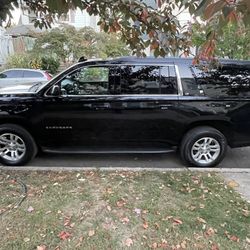 2019 Chevy Suburban LT