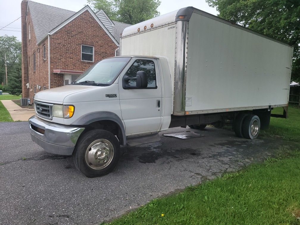2003 Ford E 550 DIESEL 