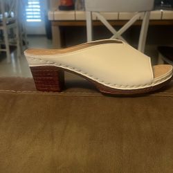 Shoes Size 9
