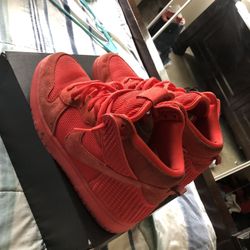 NIKES