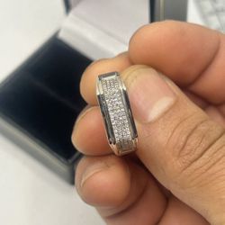 Men’s White Gold Diamond Ring 