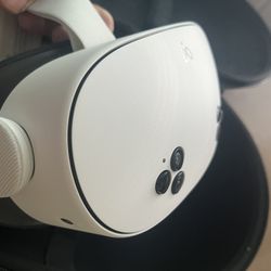 Meta Quest 3s  