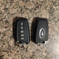 2016 Ford Explorer Keys / Llaves De Ford Explorer 2016
