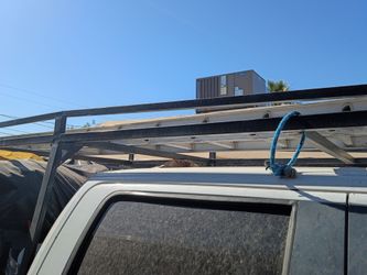 32ft Warner ladder