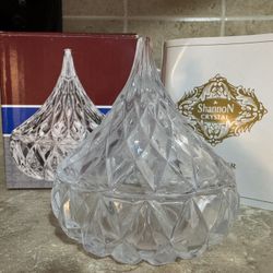 *NEW*—-Crystal Hershey Kiss