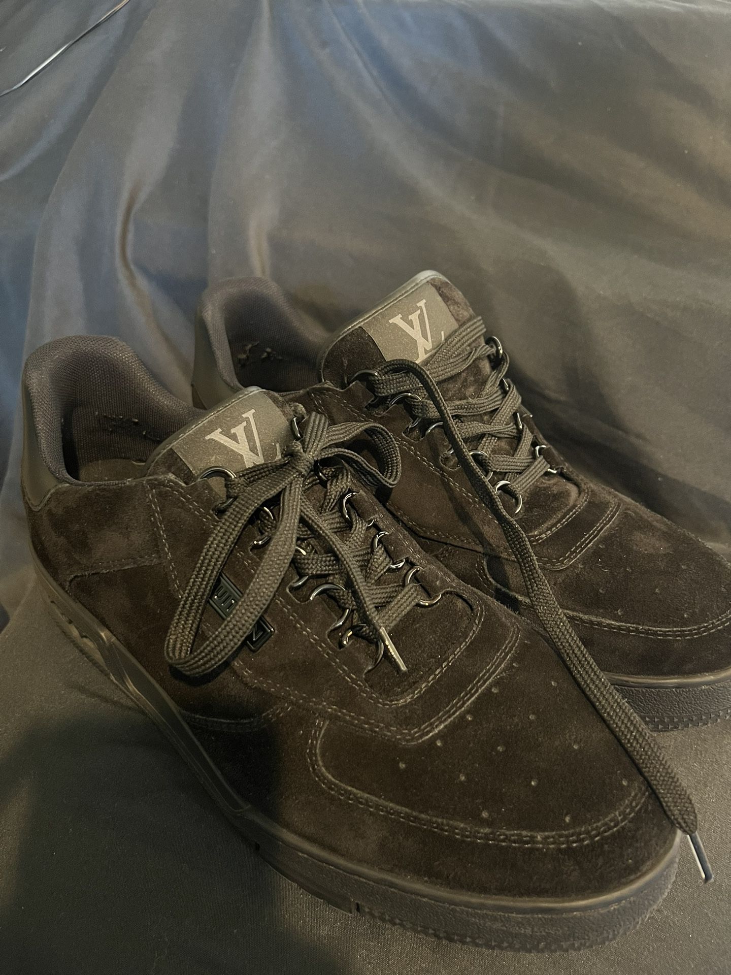 LOUIS VUITTON LV “Virgil Abloh” Trainer Sneakers Black Suede Size 9 ? make  offer