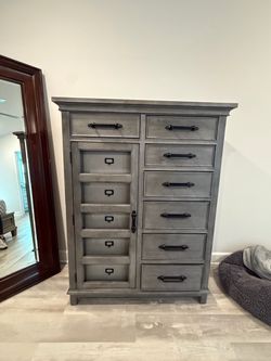 Drawer chest