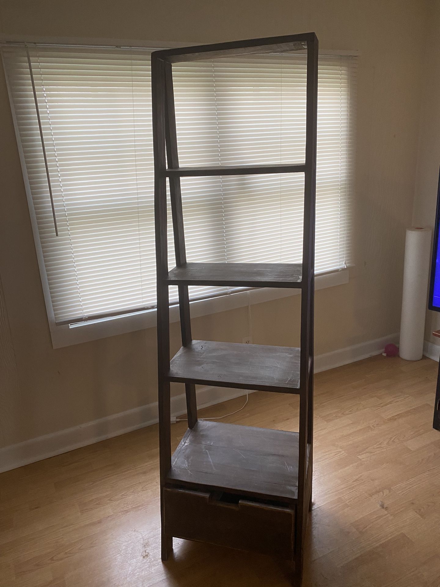 Shelf/ Move Sale