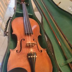 Antonio's Stradivonus Violin