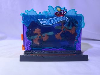 Hot Wheels City Downtown Aquarium Bash(FMY99)
