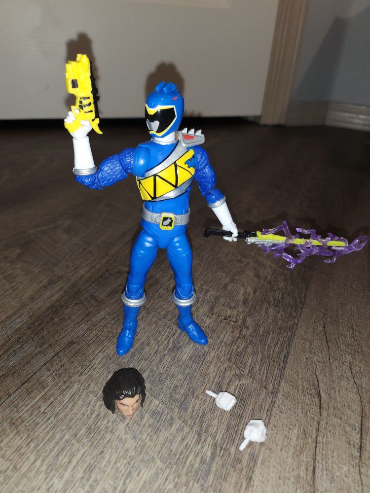 Power Rangers Lightning Collection Dino Charge Blue Ranger Figure