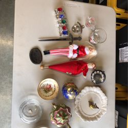 Antiques Random 18 Piece Set