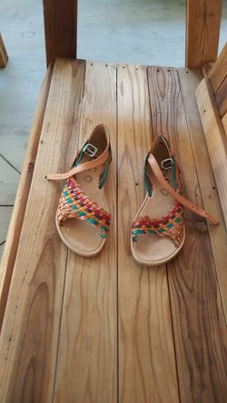 Huracanes mexicanos. Size 27 # de México. Los use por un rato.etan como nuevos
